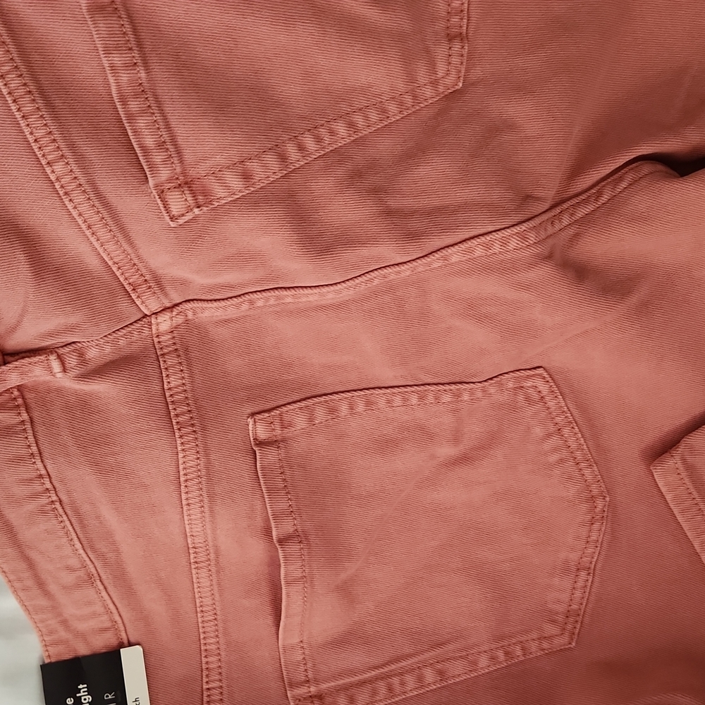 Capris - Picture 7 of 9